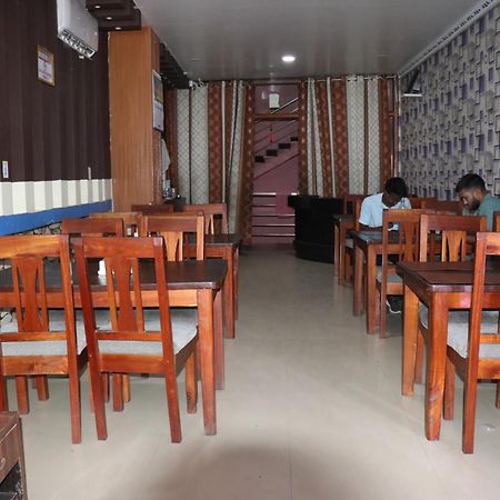 Hotel Megha Heritage Surkhet Extérieur photo